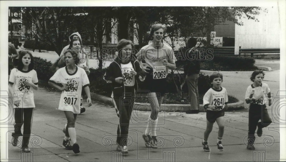 1979 Press Photo All Ages And All Speeds In The Entry List For The Vulcan Run - Historic Images