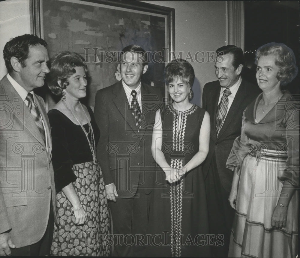 1971 Press Photo New Vestavia County Club Golf Professional Welcome Gathering - Historic Images