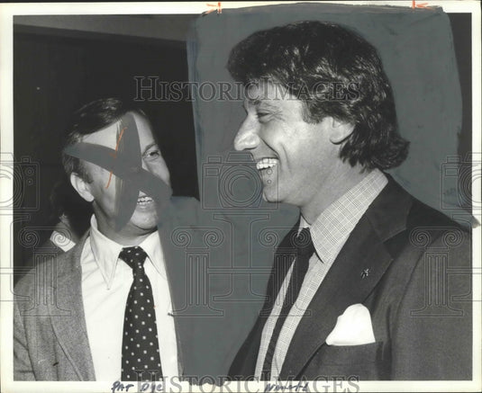 1981 Press Photo Auburn Football Pat Dye And Football Legend Joe Namath - Historic Images