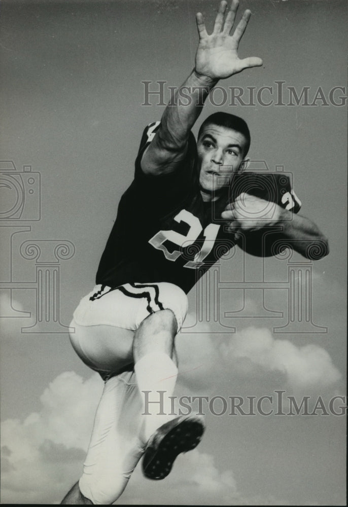 1964 Press Photo Football Player Ray Ogden, Sports - abns06447 - Historic Images