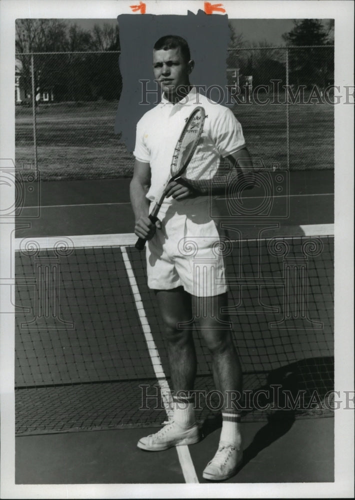 1967 Press Photo Murray Tyson, tennis player, by the net holding racket, Alabama - Historic Images