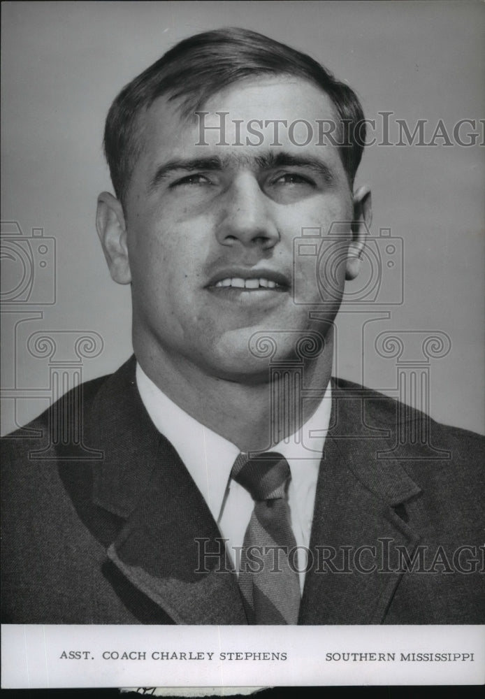 1971 Press Photo Charley Stephens, Assistant coach Southern Mississippi- Historic Images