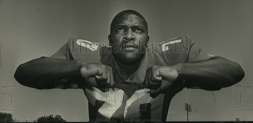 1983 Press Photo Fairfield High School football player Darrell Johnson - Historic Images