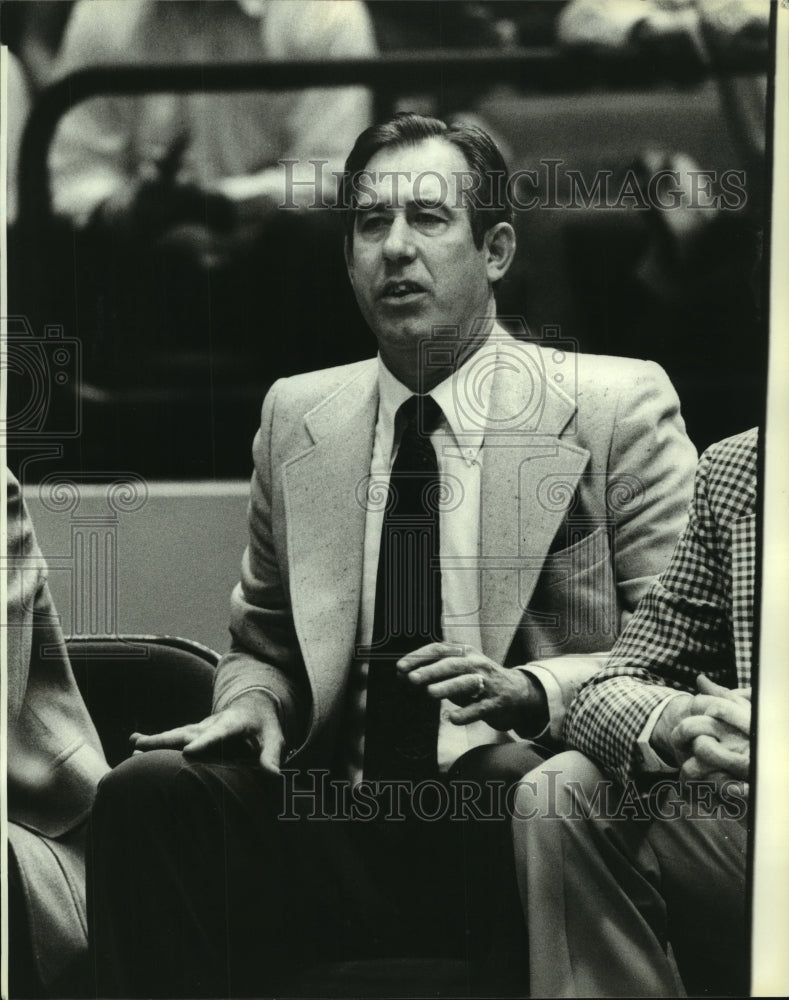 1979 Press Photo Coach C. M. Newton, watching game from sidelines - abns07522 - Historic Images