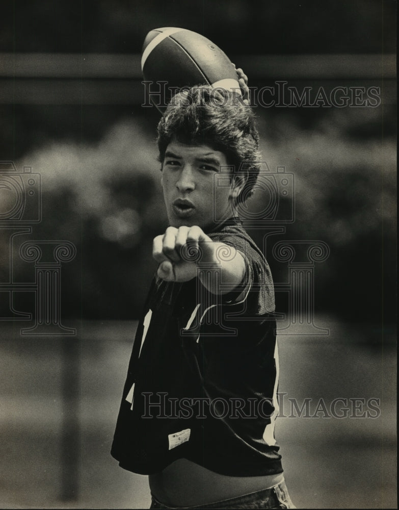 1983 Press Photo Shades Valley Football Player Dale Layton - abns07573 - Historic Images