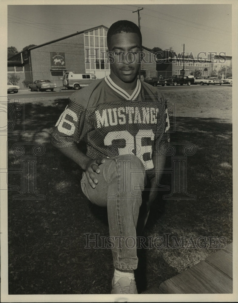 1985 Press Photo Jackson-Olin Football Player Jesse Crenshaw, Mustangs - Historic Images