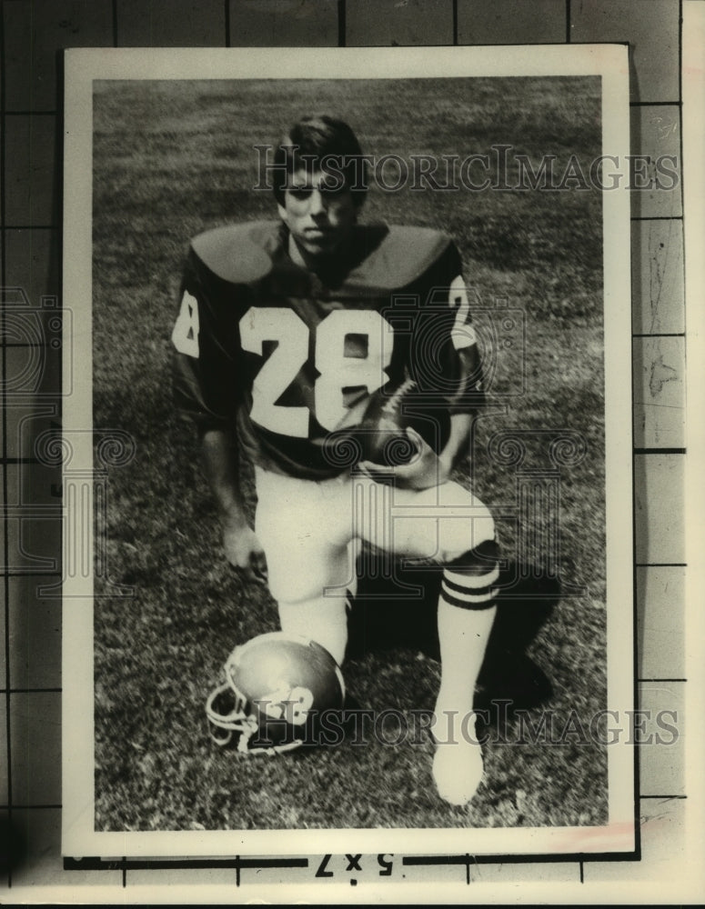 1983 Press Photo Football Player Max Brown - abns07648- Historic Images