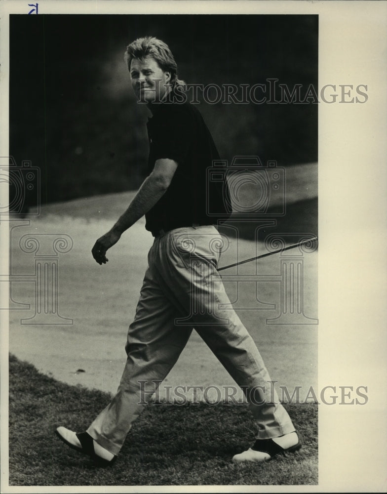 Press Photo Pro golfer Jim Woodard on course - abns07772 - Historic Images