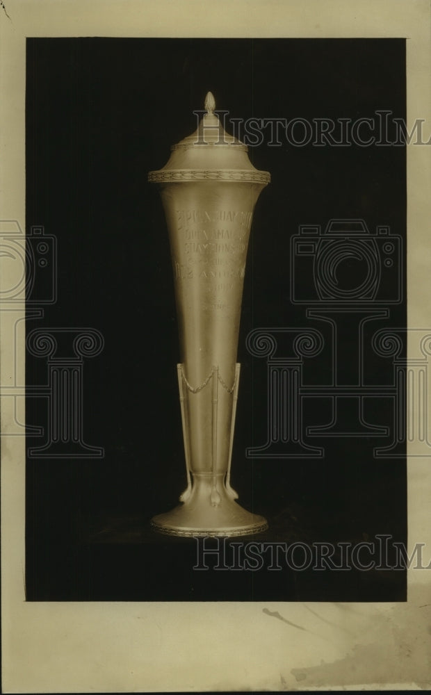 1938 Press Photo Bob Andrews Trophy - abns08288- Historic Images