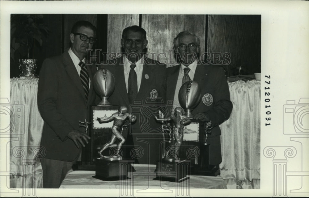 1977 Press Photo Sports, Football Hall of Fame Attendees with Trophies - Historic Images