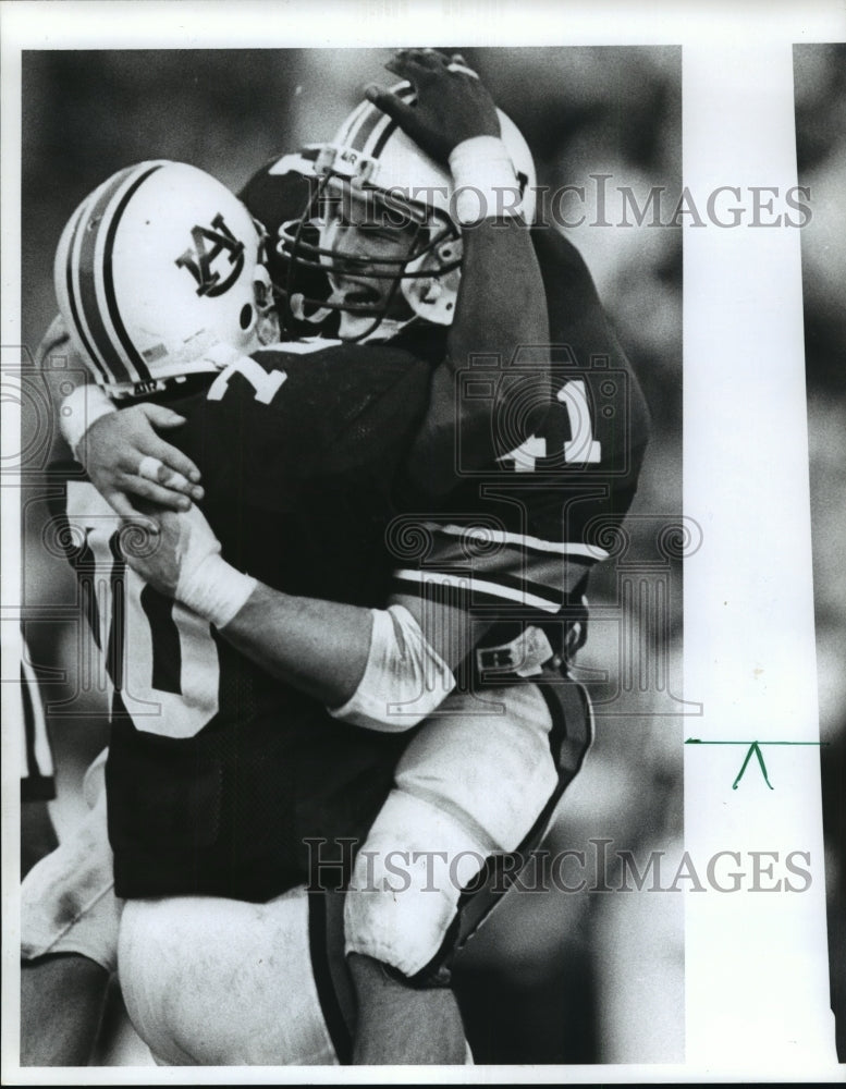 1991 Press Photo Auburn&#39;s McMillion is Jubilant After Touchdown - abnx00480- Historic Images