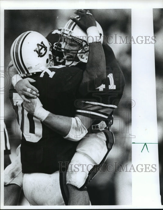 1991 Press Photo Auburn's McMillion is Jubilant After Touchdown - abnx00480- Historic Images