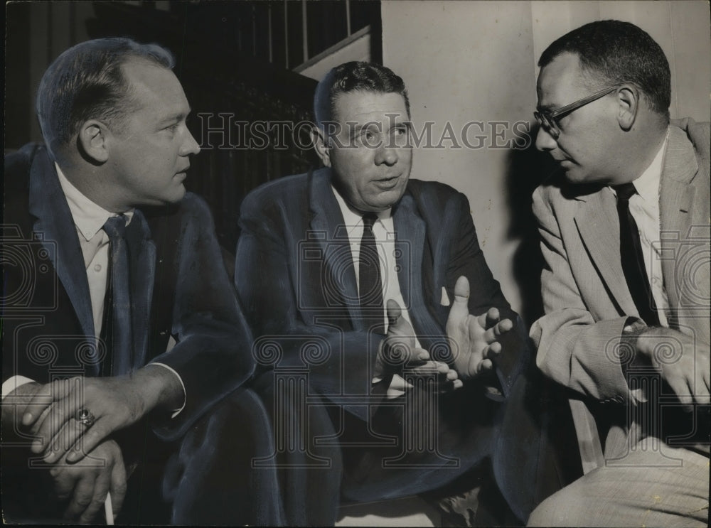 1959 Press Photo Auburn University Football Ralph Jordan - abnx01241 - Historic Images