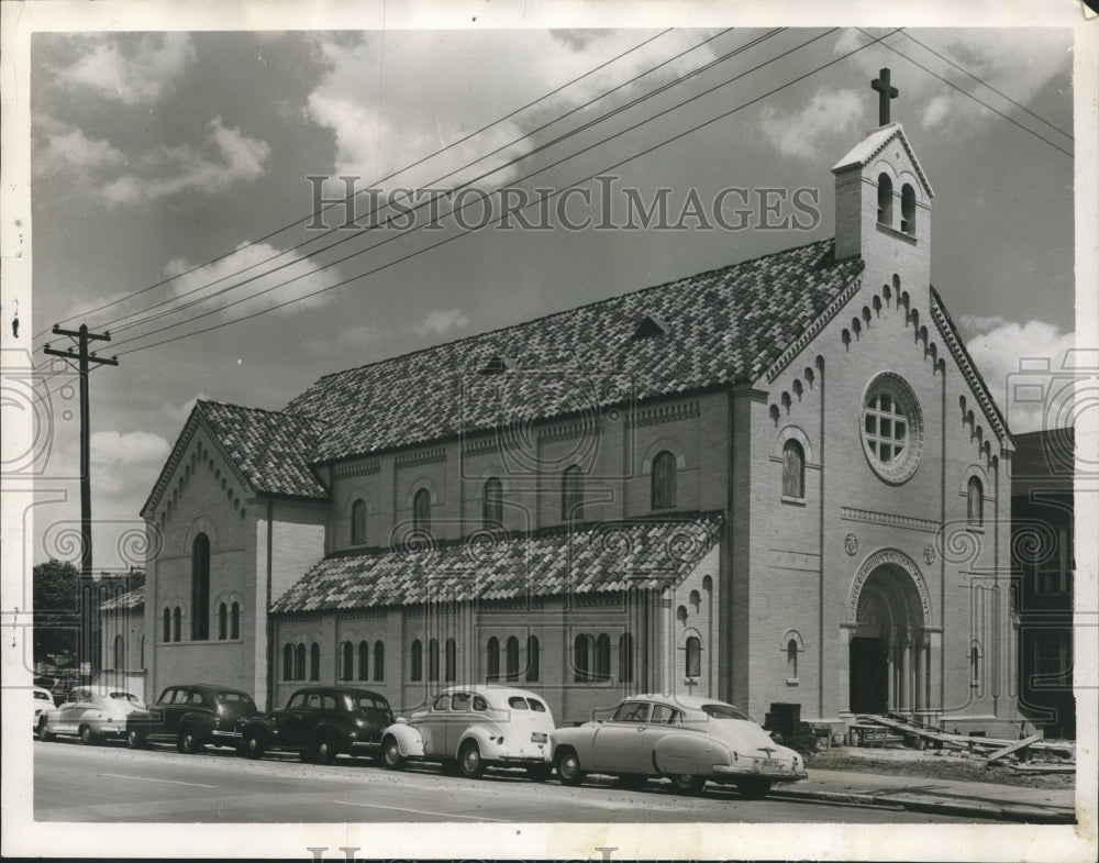 1950 Press Photo Alabama-Birmingham Greek Orthodox Holy Trinity Church exterior.