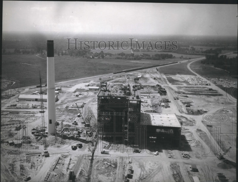 Load image into Gallery viewer, 1965 Press Photo Alabama-Aerial view of Greene County steam plant construction.
