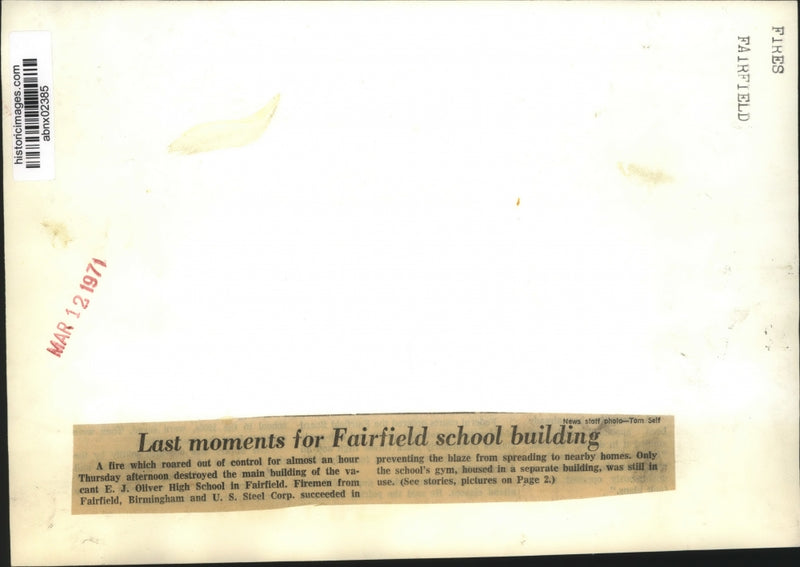 Load image into Gallery viewer, 1971 Press Photo Alabama-Fairfield-Fire destroys vacant E.J. Oliver High School.
