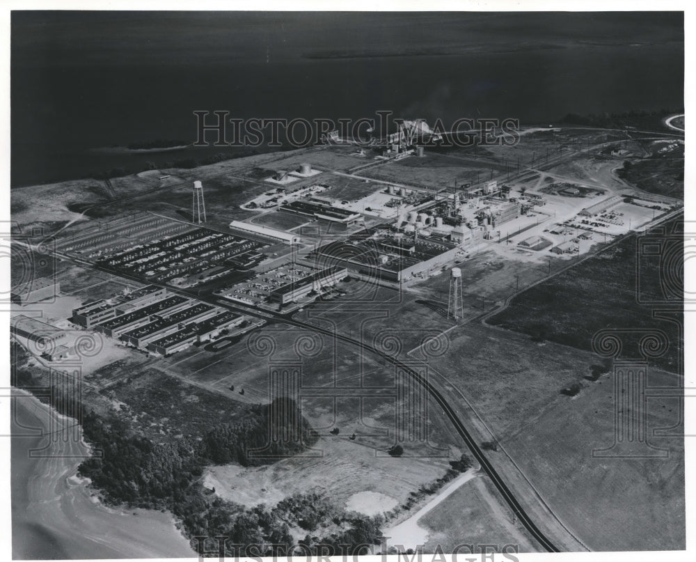 1963 Press Photo Alabama-Decatur-Air view of Chemstrand Corporation facilities.