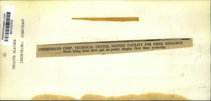 Load image into Gallery viewer, Press Photo Alabama-Decatur-Chemstrand Corp technical center for fiber research
