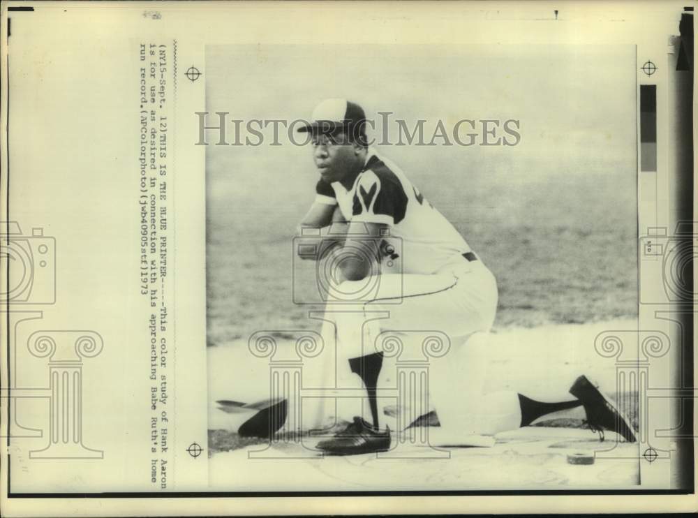 1973 Press Photo Baseball Player Henry Aaron Kneeling on Base - abnx02979 - Historic Images