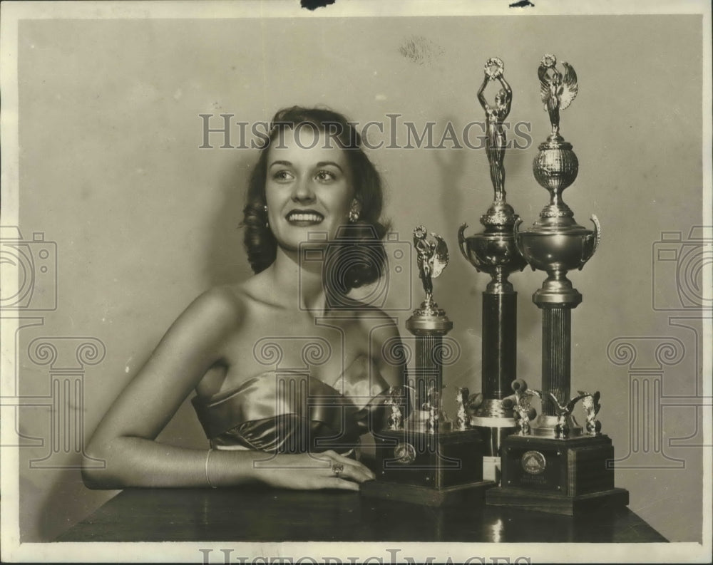 1952 Press Photo Gwen Harmon, "Miss Alabama" - abnz01534 - Historic Images