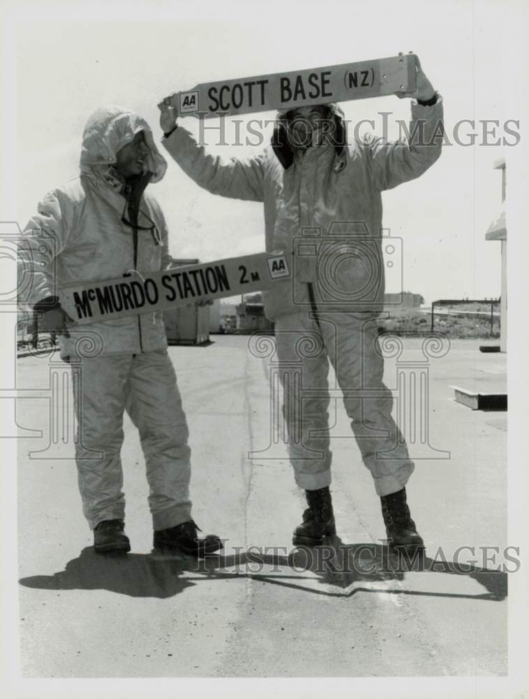 Press Photo Miki Szikszai and Jonathan Ingerson, flew out for week in Antarctica - Historic Images