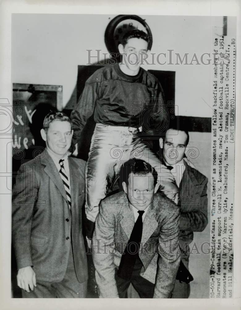 1950 Press Photo Harvard football team support Lowenstein as new captain, MA - Historic Images