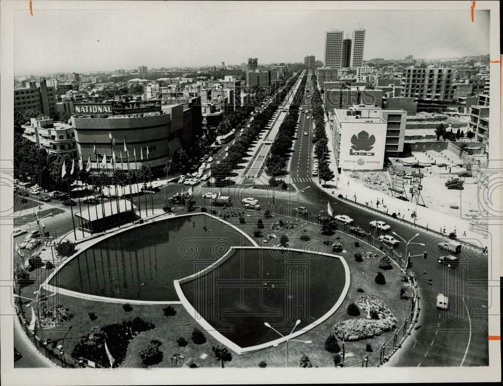 1972 Press Photo Aerial View of Boulevards and Park in Teheran, Iran - afa07904 - Historic Images