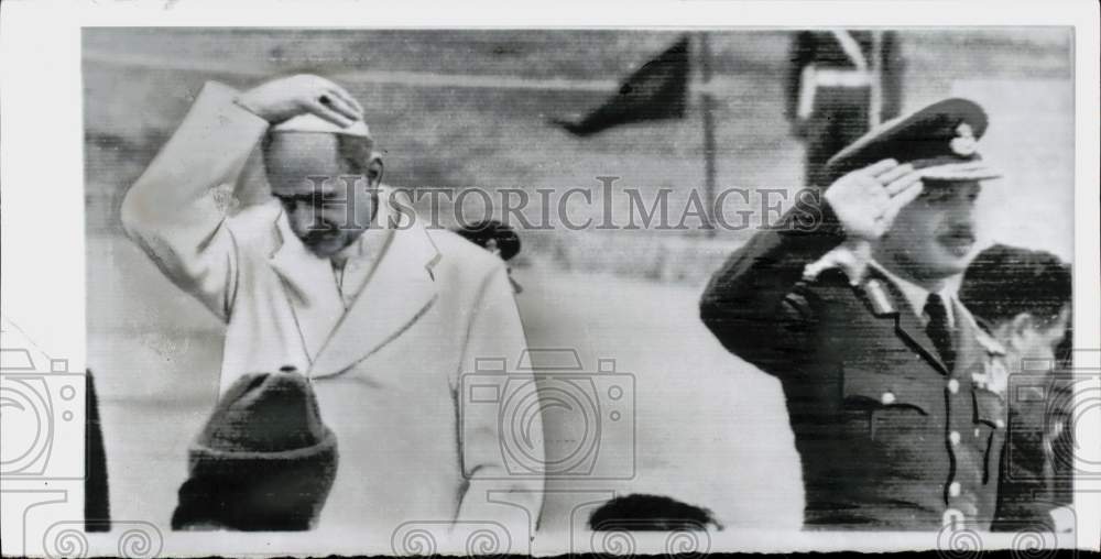 1964 Press Photo Pope Paul VI &amp; King Hussein Listen to Anthem, Jordan - Historic Images