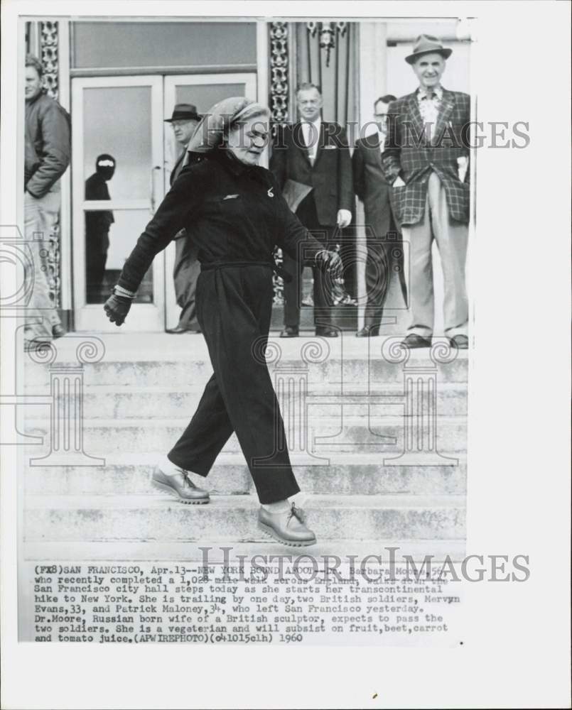 1960 Press Photo Dr. Barbara Moore leaving San Francisco on her walk to New York- Historic Images