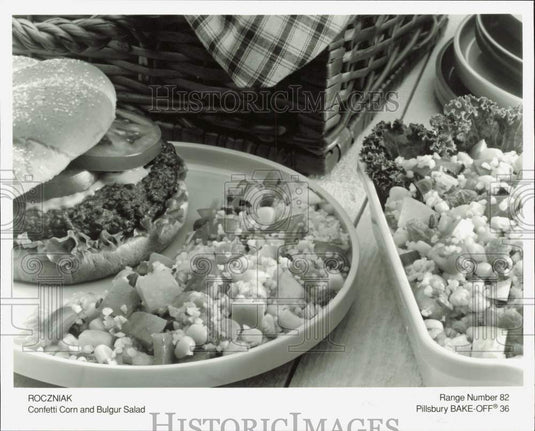 1994 Press Photo Roczniak Confetti Corn and Bulgur Salad at Pillsbury Bake-Off - Historic Images