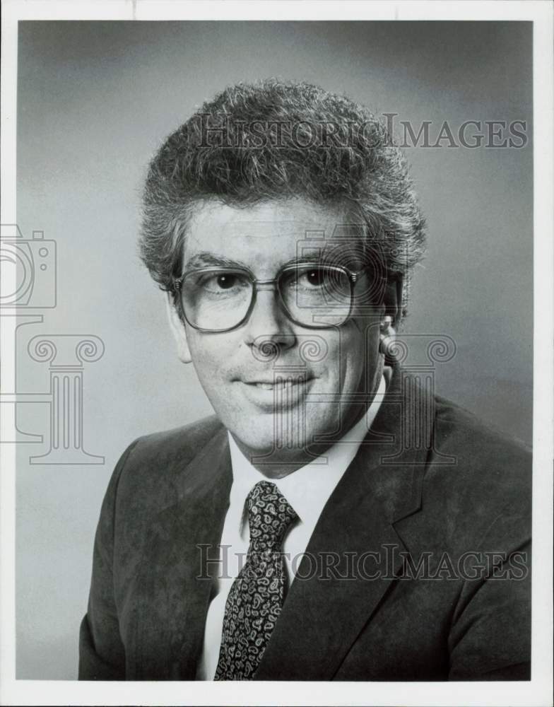 1983 Press Photo Don Chevrier State High School Hockey tourney WCCO announcer. - Historic Images