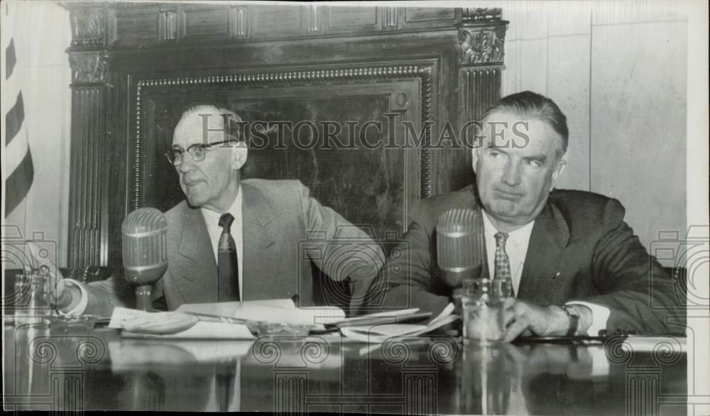 1954 Press Photo Senators McClelland and Symington speak a senate investigations - Historic Images