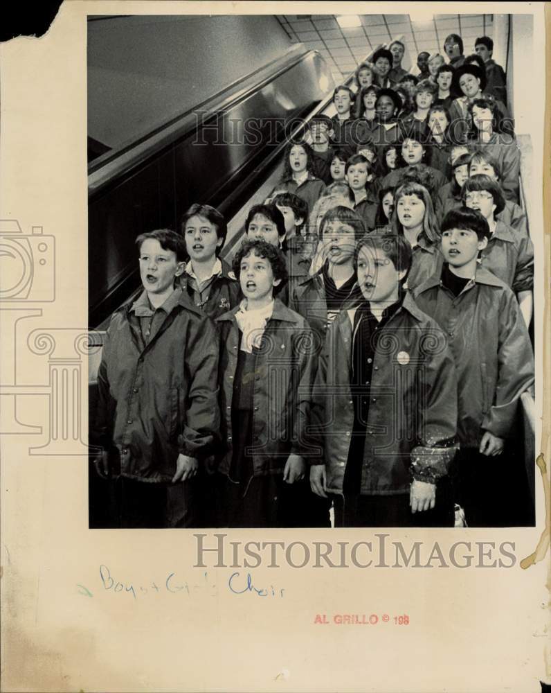 1986 Press Photo Boys and Girls Choir - afa42992- Historic Images