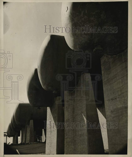 Press Photo U.S. Rubber Company Institute Plant's 30,000-gallon chemical tanks - Historic Images