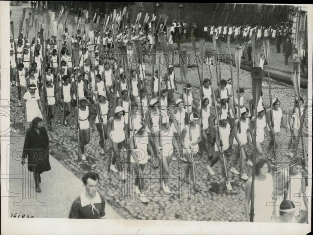 1931 Press Photo European Women Parade Before Athletic Games In Moscow, Russia - Historic Images