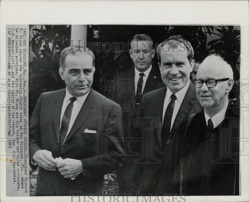 1969 Press Photo President Richard Nixon &amp; Friend Attend Church at Key Biscayne - Historic Images