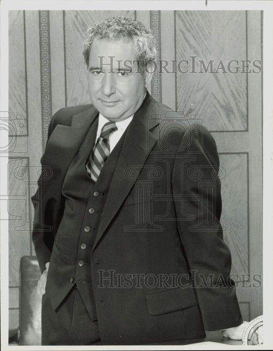 1987 Press Photo Actor Michael Tucker Plays Attorney On Television's "L.A. Law" - Historic Images