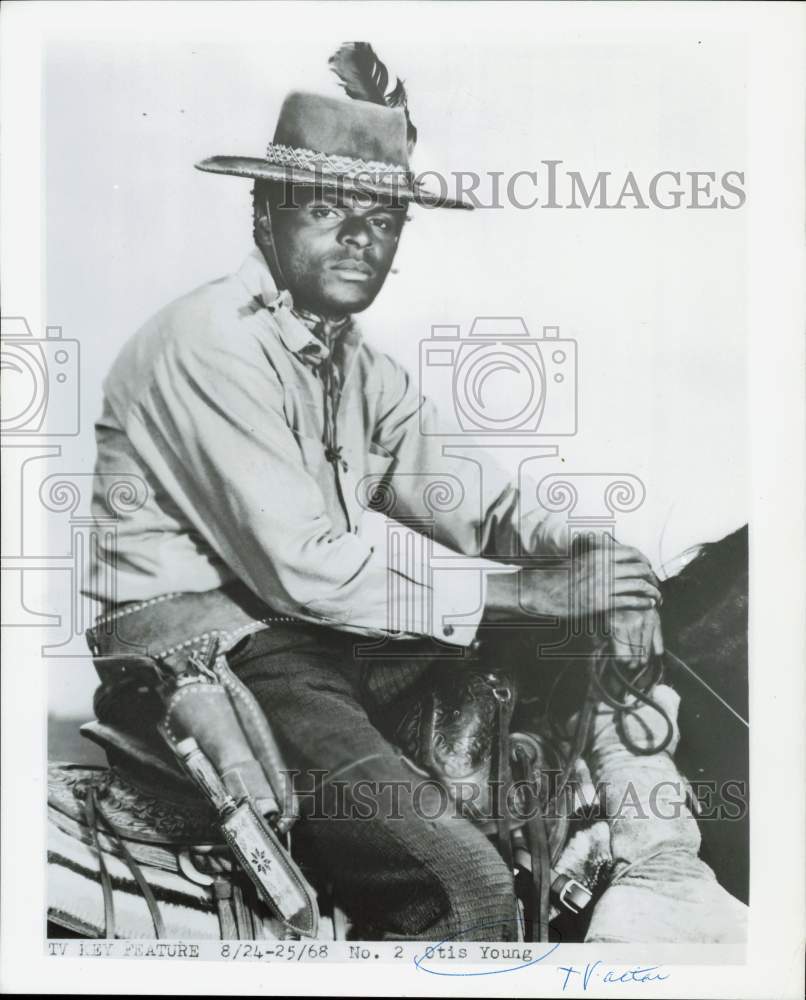 1968 Press Photo Otis Young stars in ABC-TV&#39;s adventure series &quot;The Outcasts&quot; - Historic Images