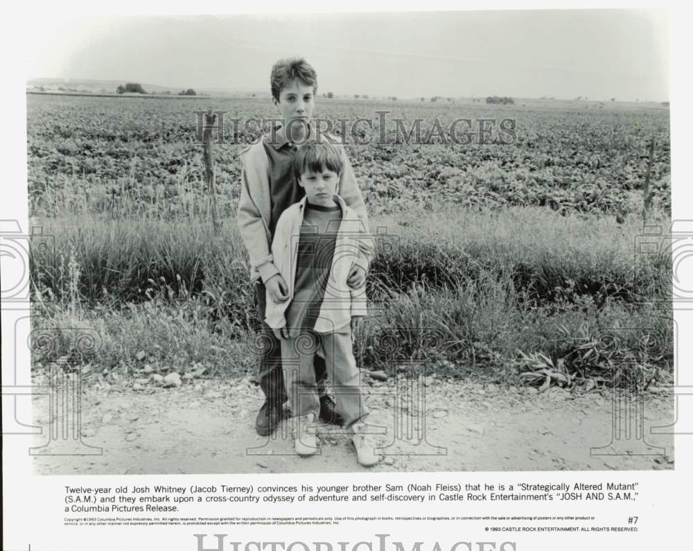 1993 Press Photo Actors Jacob Tierney And Noah Fleiss In Movie &quot;Josh And S.A.M.&quot;- Historic Images