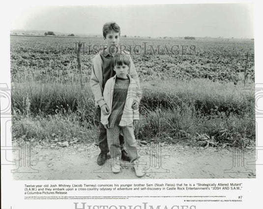 1993 Press Photo Actors Jacob Tierney And Noah Fleiss In Movie "Josh And S.A.M."- Historic Images