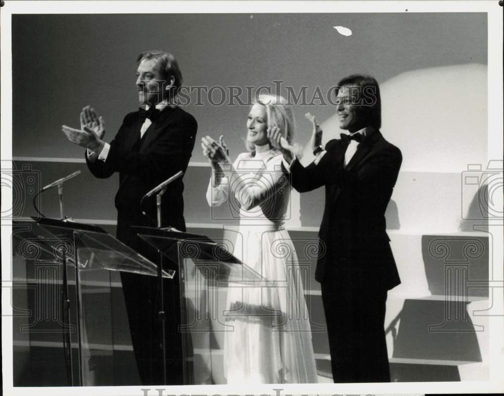 1981 Press Photo Actors Donald Sutherland, Meryl Streep And Richard Chamberlain - Historic Images