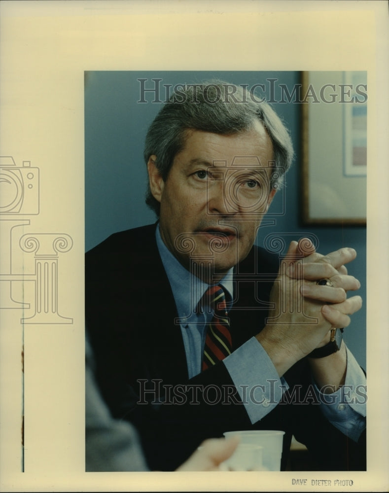 1995 Press Photo Edward O. Buckbee, Director of Space and Rocket Center- Historic Images