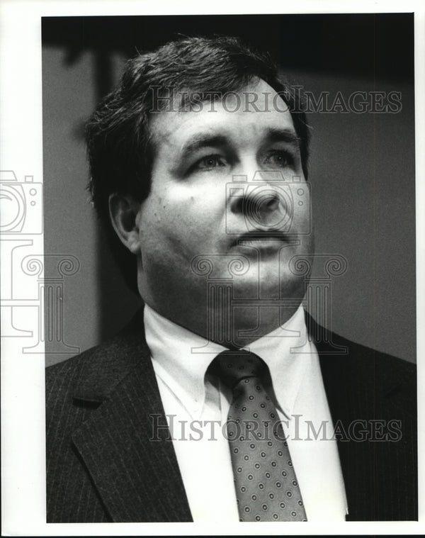 1989 Press Photo Director Of Department Of Human Resources Andrew Horn ...