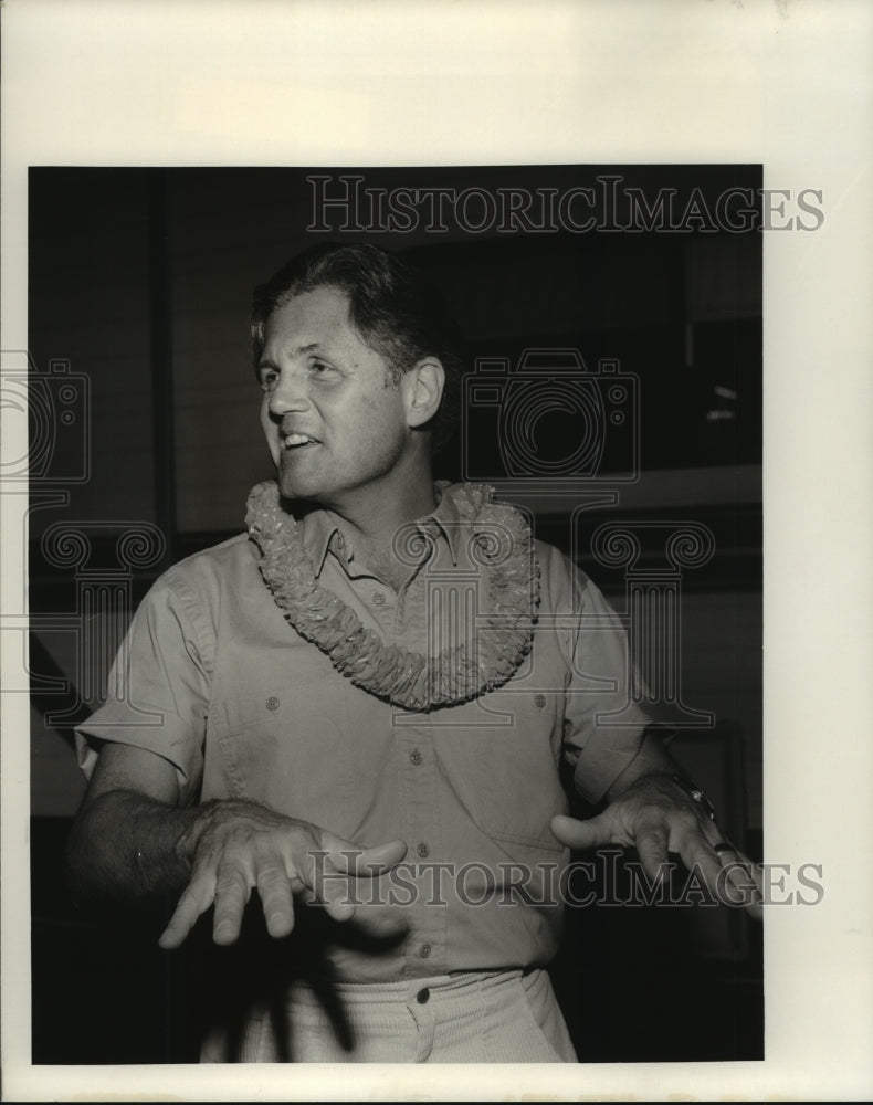 1986 Press Photo Bruce Johnston, Singer and Songwriter - ahta00736 - Historic Images