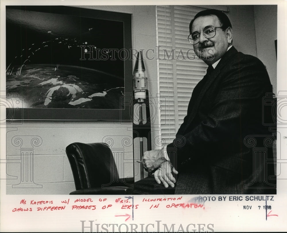 1988 Press Photo James C. Katechis, Project Manager, ERIS- Historic Images