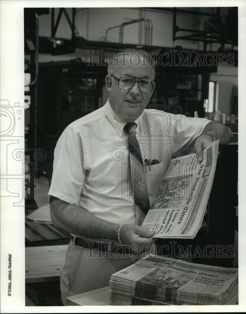 1989 Press Photo Carlos Kirkpatrick, Huntsville Times Circulation Manager - Historic Images