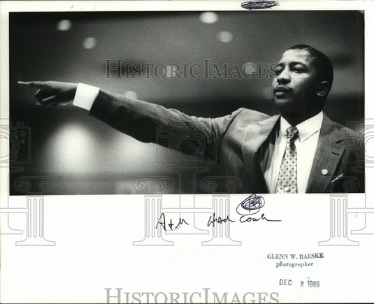 1986 Press Photo L. Vann Pettaway, Alabama A&M Basketball Coach- Historic Images