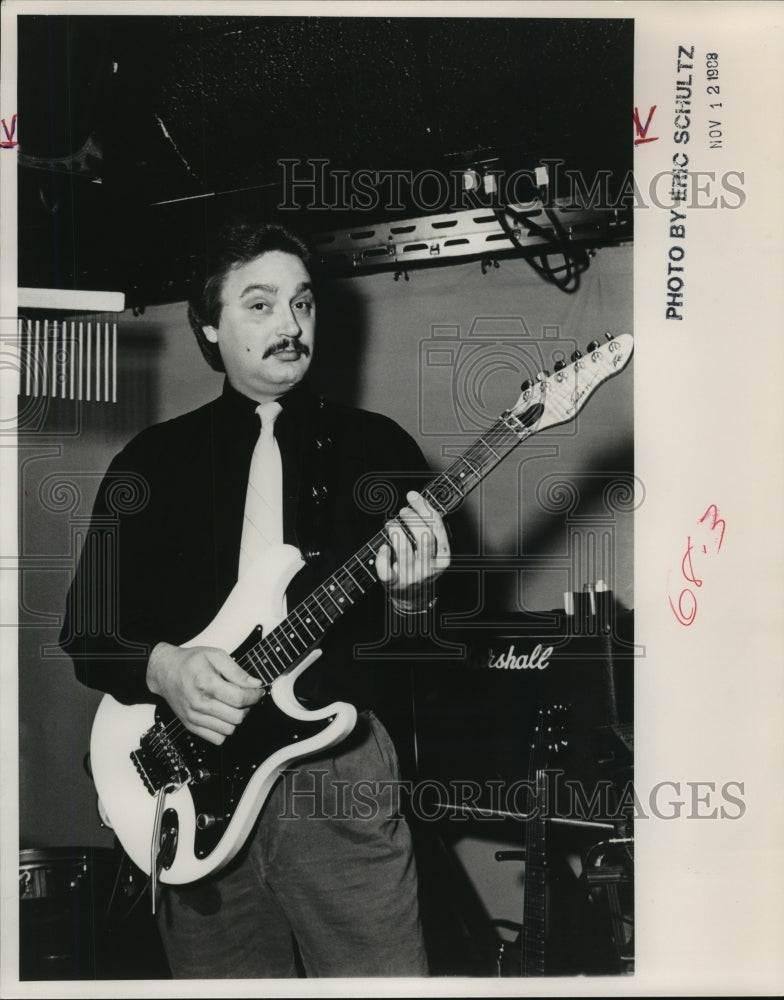 1988 Press Photo Tim Spivey, Musician, with Guitar - ahta02452- Historic Images