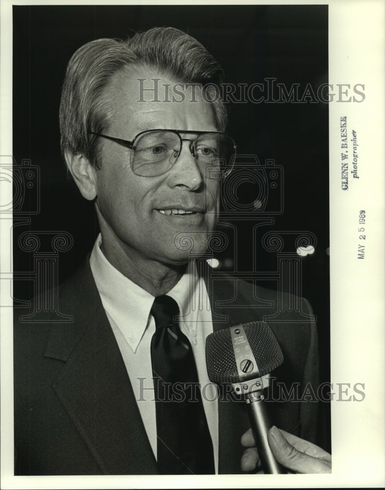 1989 Press Photo Taavo Virkhaus, Conductor, Huntsville Symphony Orchestra- Historic Images