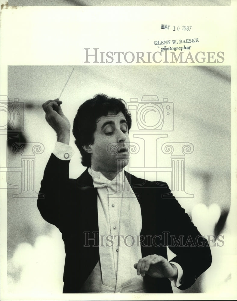 1987 Press Photo Conductor Paul Polivnick, Conductor, Alabama Symphony Orchestra- Historic Images